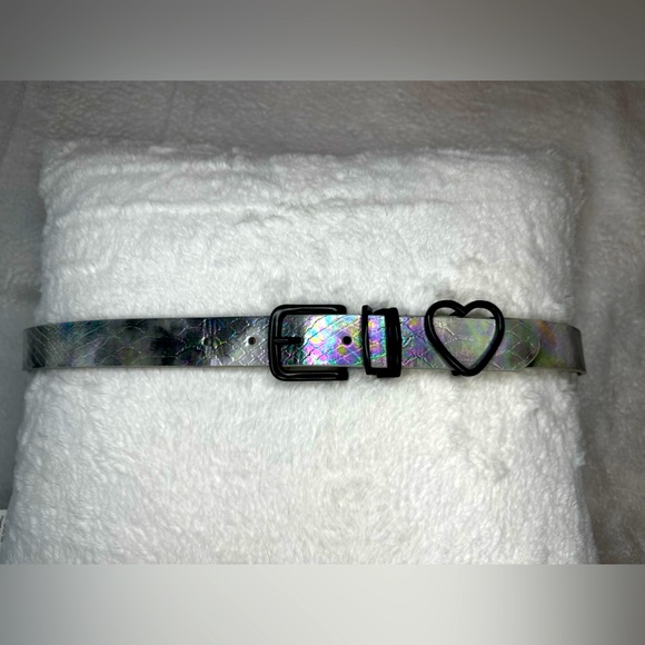 No Boundaries Accessories - 💥3/$20🔮NO BOUNDARIES Oil Slick Belt- Size Large